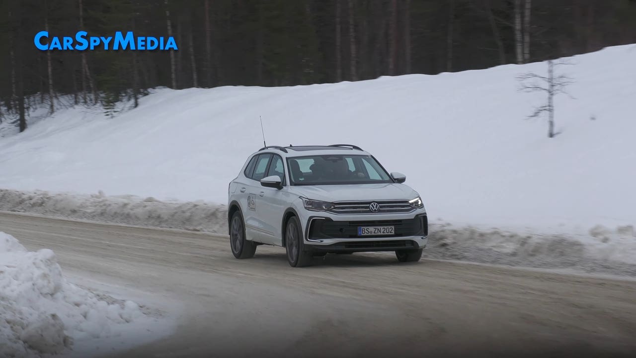 Volkswagen Tiguan 2024 prototipo neve