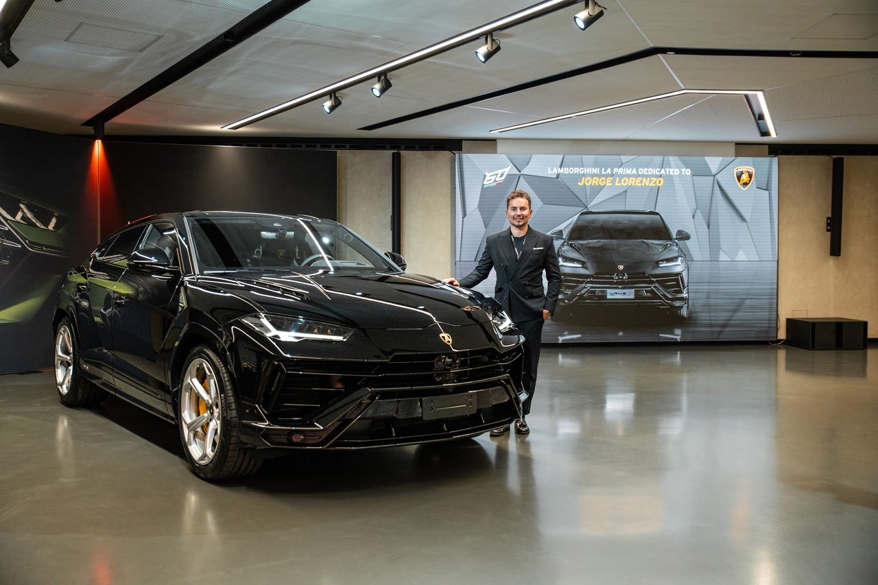 Lamborghini Urus S Jorge Lorenzo