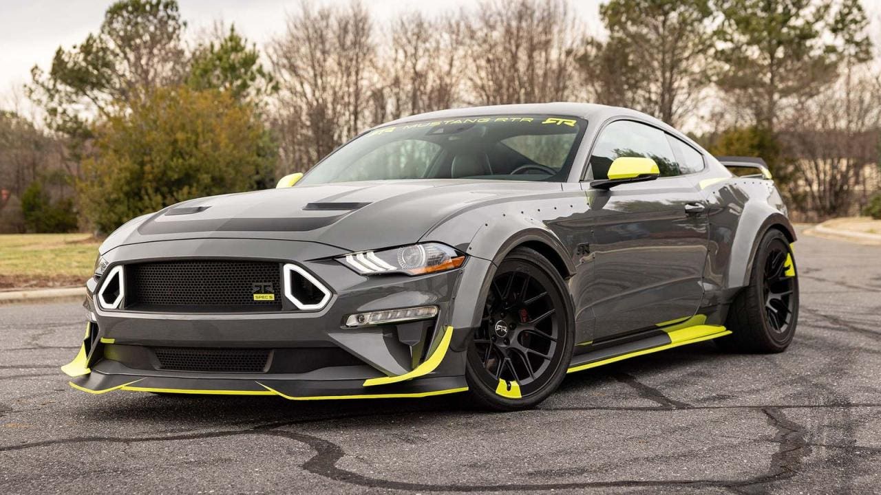 Ford Mustang RTR