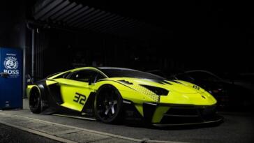 Lamborghini Aventador Liberty Walk