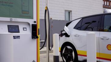 Volkswagen Elli Flexpole