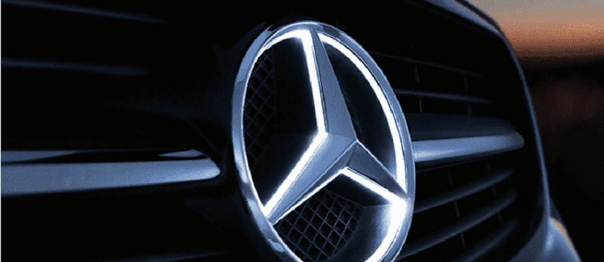 Mercedesa-Benz Logo