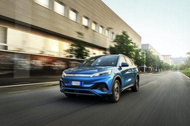 BYD Autotorino store Milano Duomo