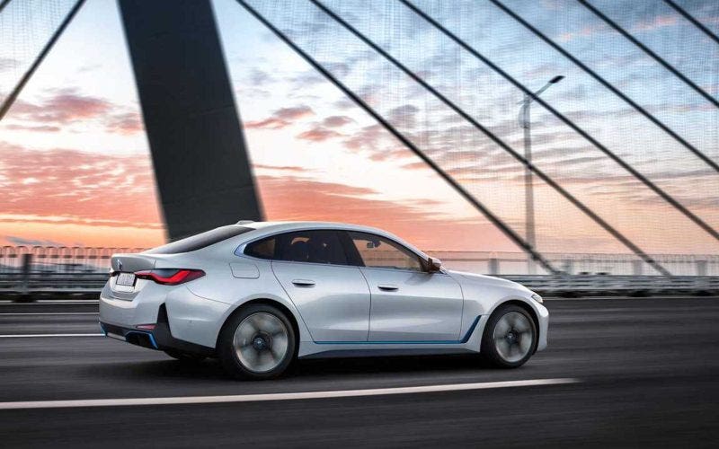 BMW i4
