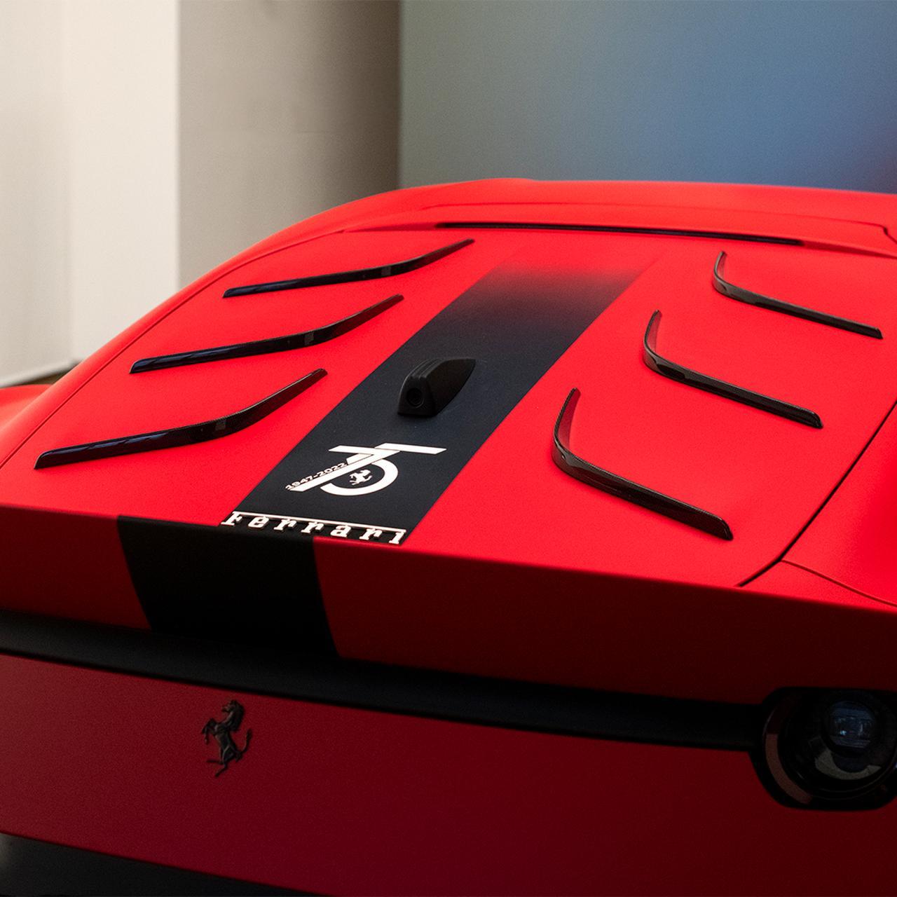 Ferrari 812 Competizione 75° anniversario