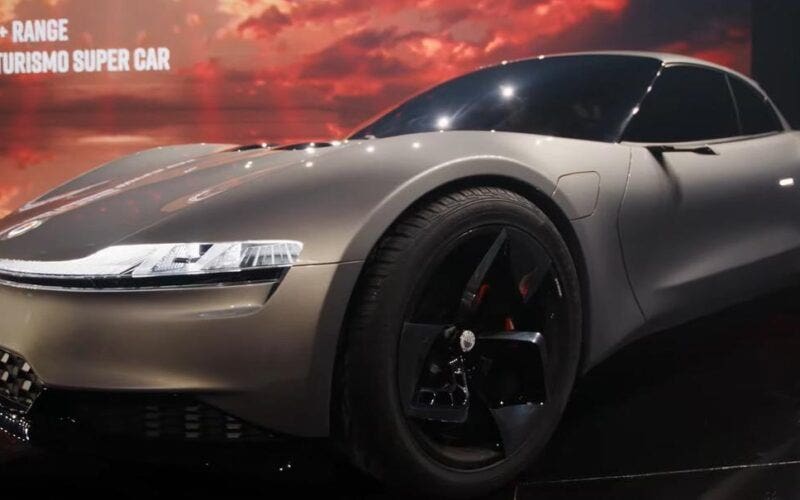 Fisker Ronin 2026