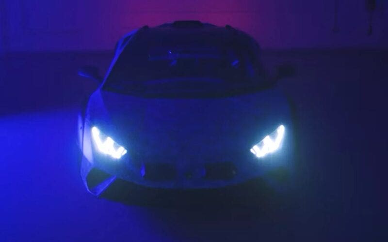 Lamborghini Huracan Sterrato teaser