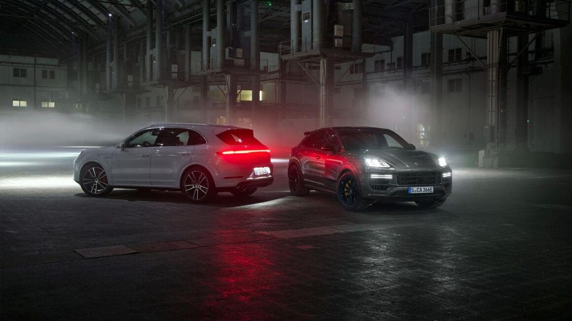 Porsche Cayenne Turbo E-Hybrid 2023