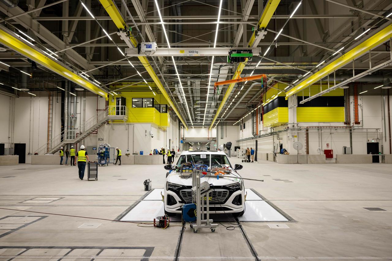Audi Vehicle Safety Center Ingolstadt