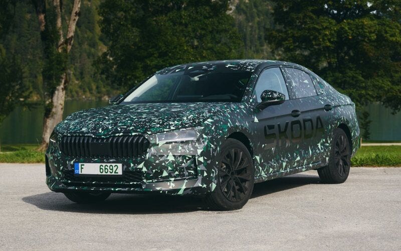 Nuova Skoda Superb