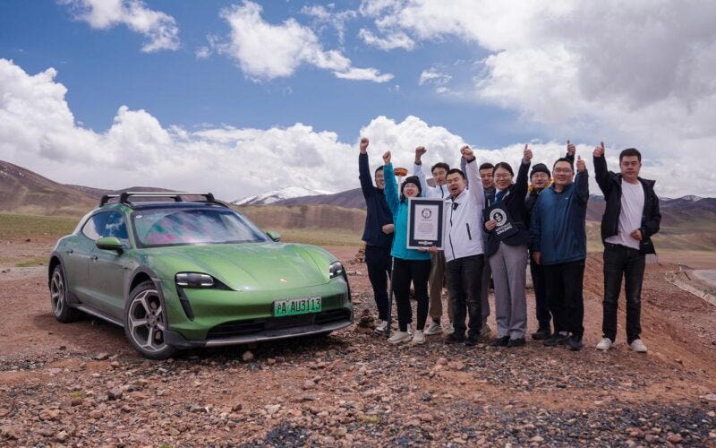 Porsche Taycan Cross Turismo nuovo record Cina