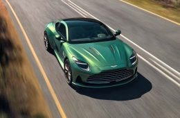 Aston Martin DB12 2024