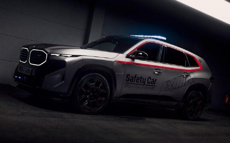 BMW XM