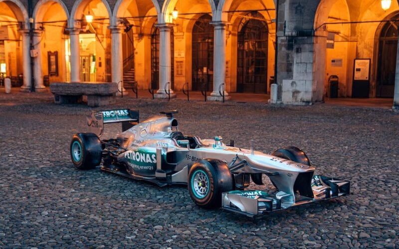 Mercedes F1 W04 2013 asta