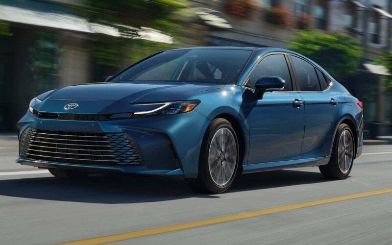 Nuova Toyota Camry