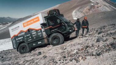 Camion a energia solare