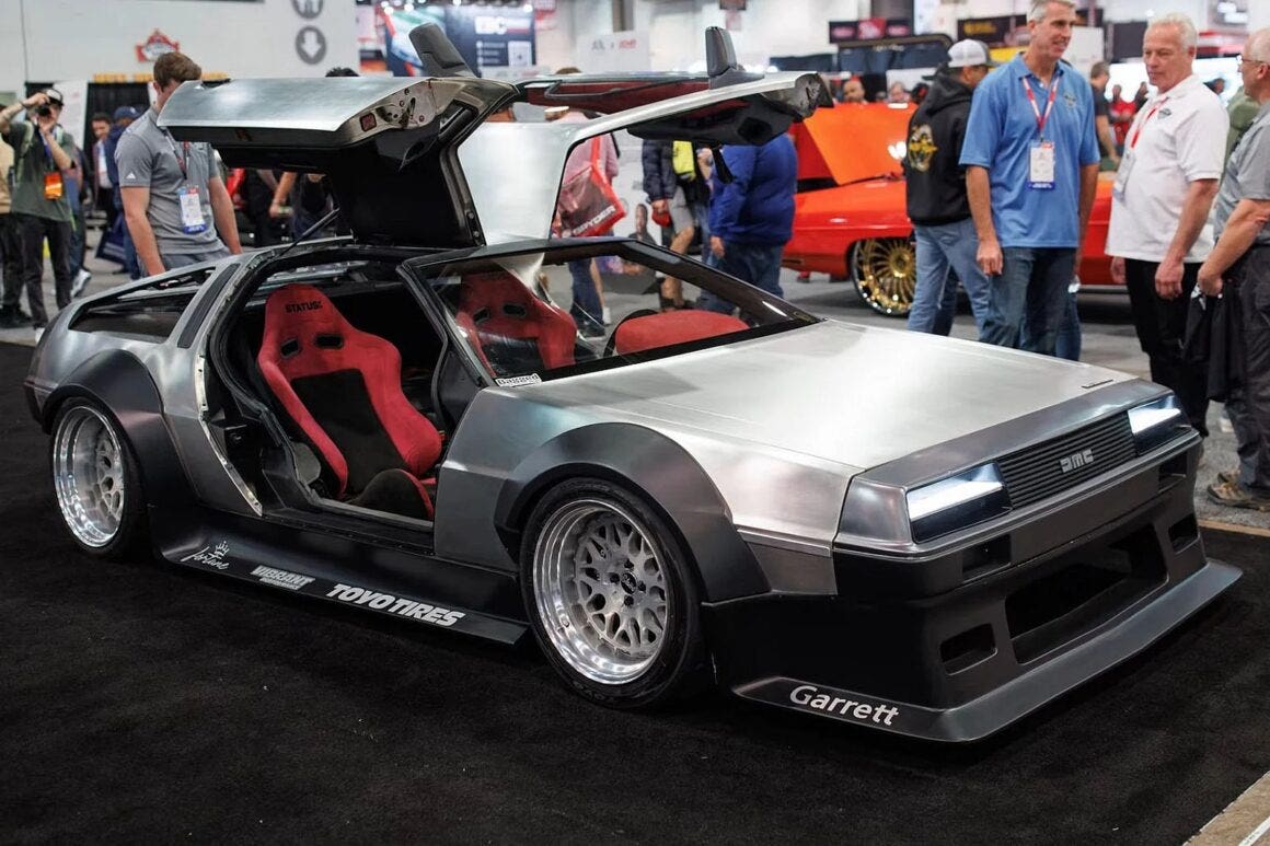 DeLorean DMC-12