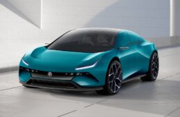 Jaguar GT elettrica 2025 render
