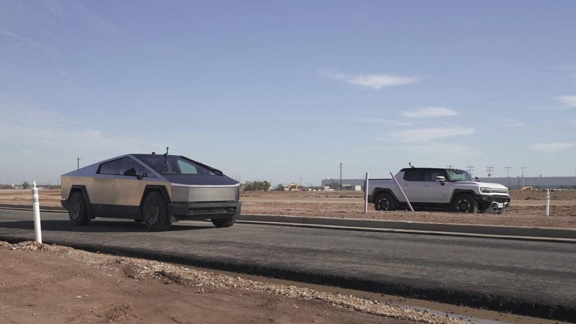 Tesla Cybertruck vs GMC Hummer EV