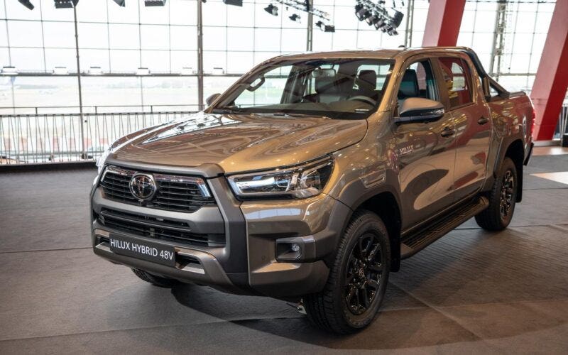 Toyota Hilux Hybrid 48V
