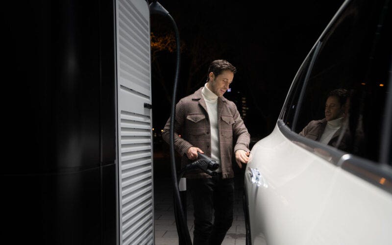 Mercedes me Charge