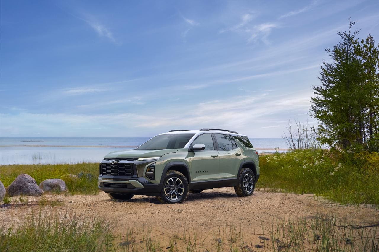 Chevrolet Equinox 2025 svelato il nuovo SUV compatto americano