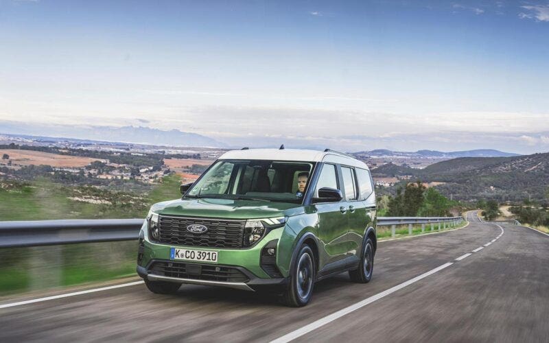 Ford Tourneo Courier 2025