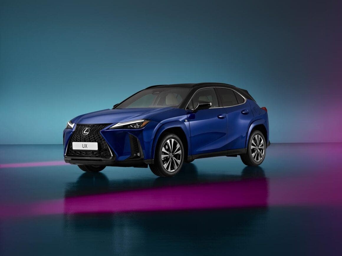 Lexus UX 2024