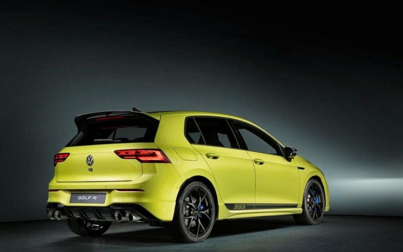 Volkswagen Golf R render