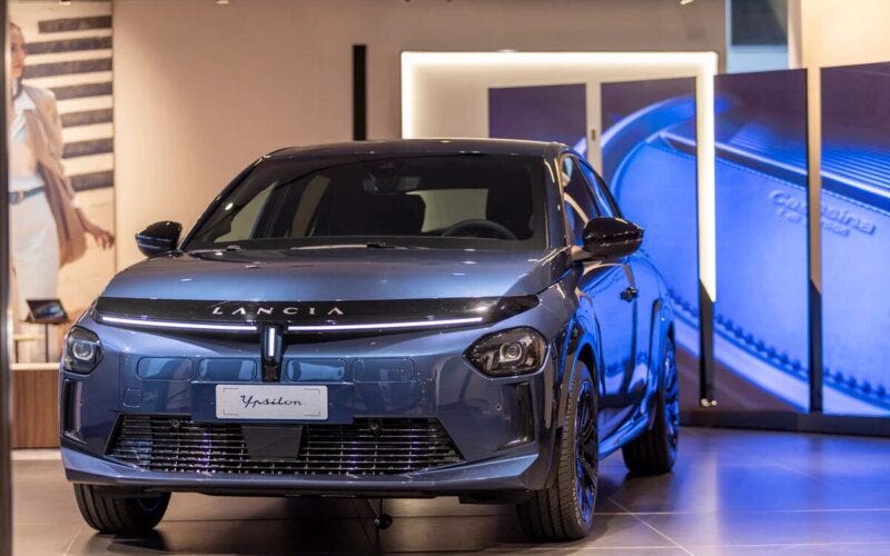Nuova Lancia Ypsilon Tour Concessionarie