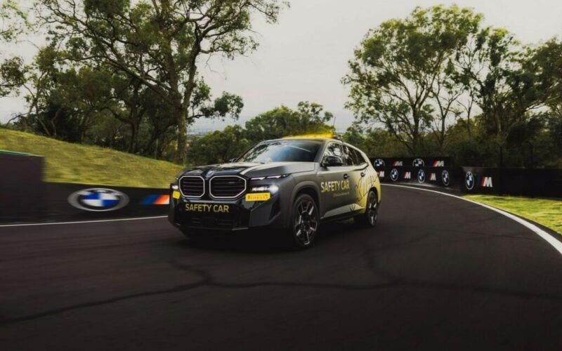 BMW XM safety car