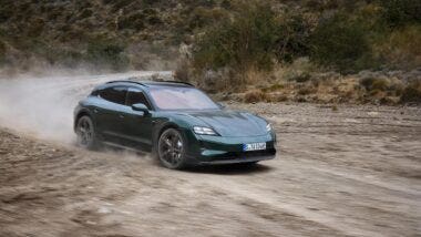 Porsche Taycan 2025