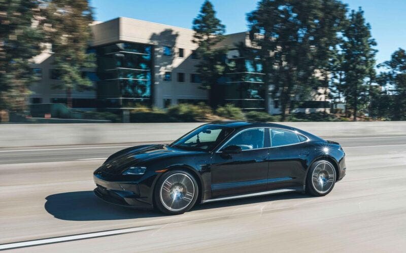 Porsche Taycan 2025 test autonomia