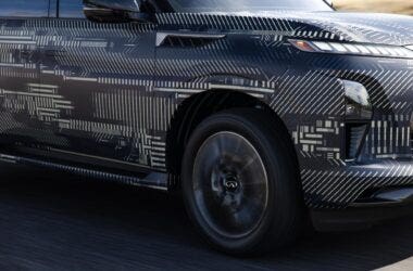 Infiniti QX80 2025 teaser