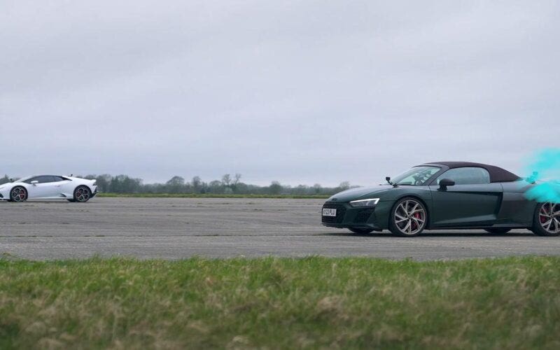 Lamborghini Huracan Evo vs Audi R8 V10 Spyder