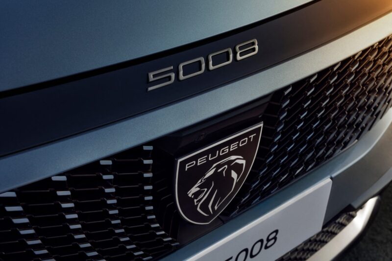Nuova Peugeot 5008 logo