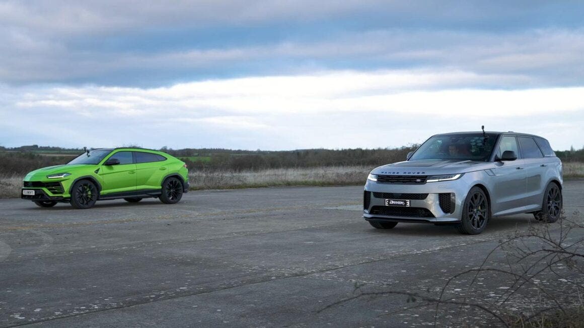 Range Rover Sport SV vs Lamborghini Urus