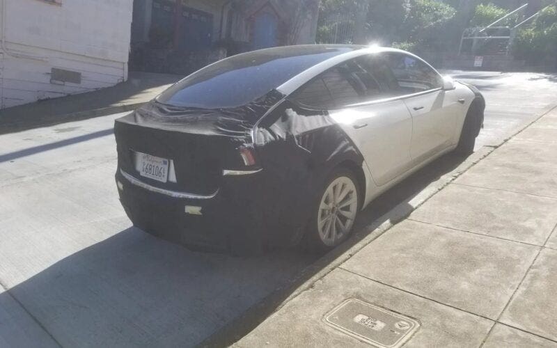 Tesla Model 3 performance 1