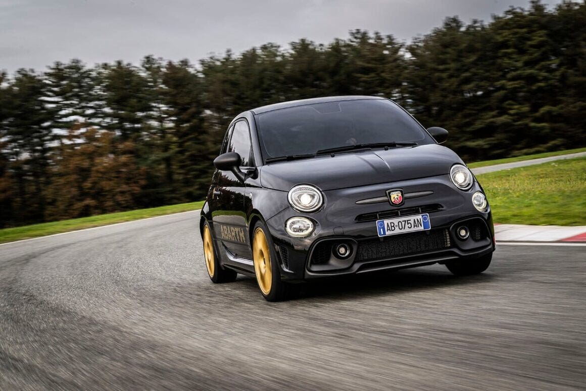 Abarth 695 75° Anniversario 1