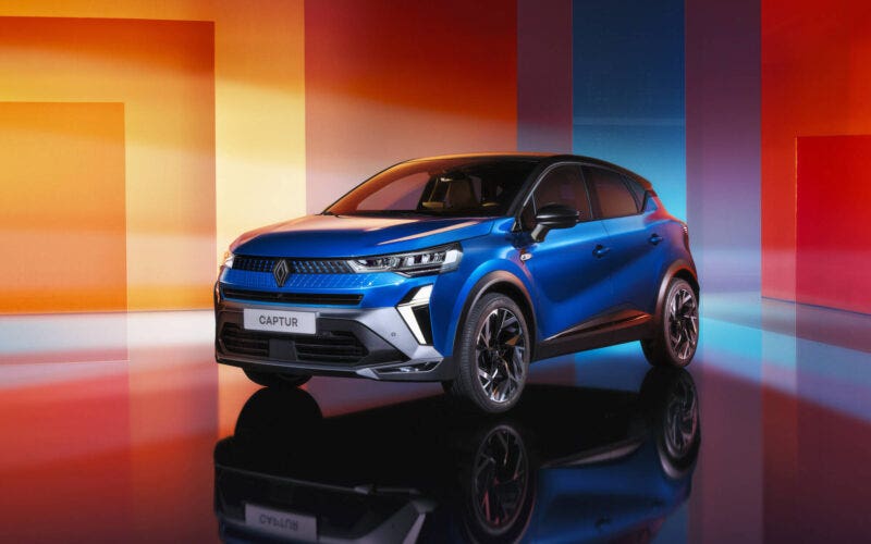 Nuova Renault Captur, front 3/4