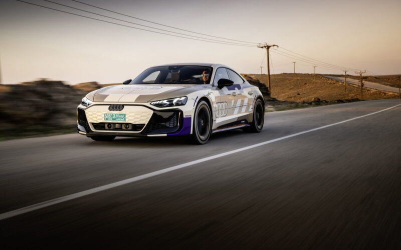 New e-tron GT Road
