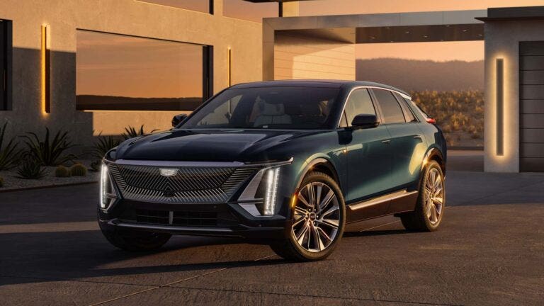 La Suv Cadillac Lyriq all’assalto delle tedesche in Europa