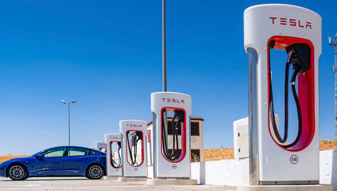 licenziamenti Tesla Supercharger