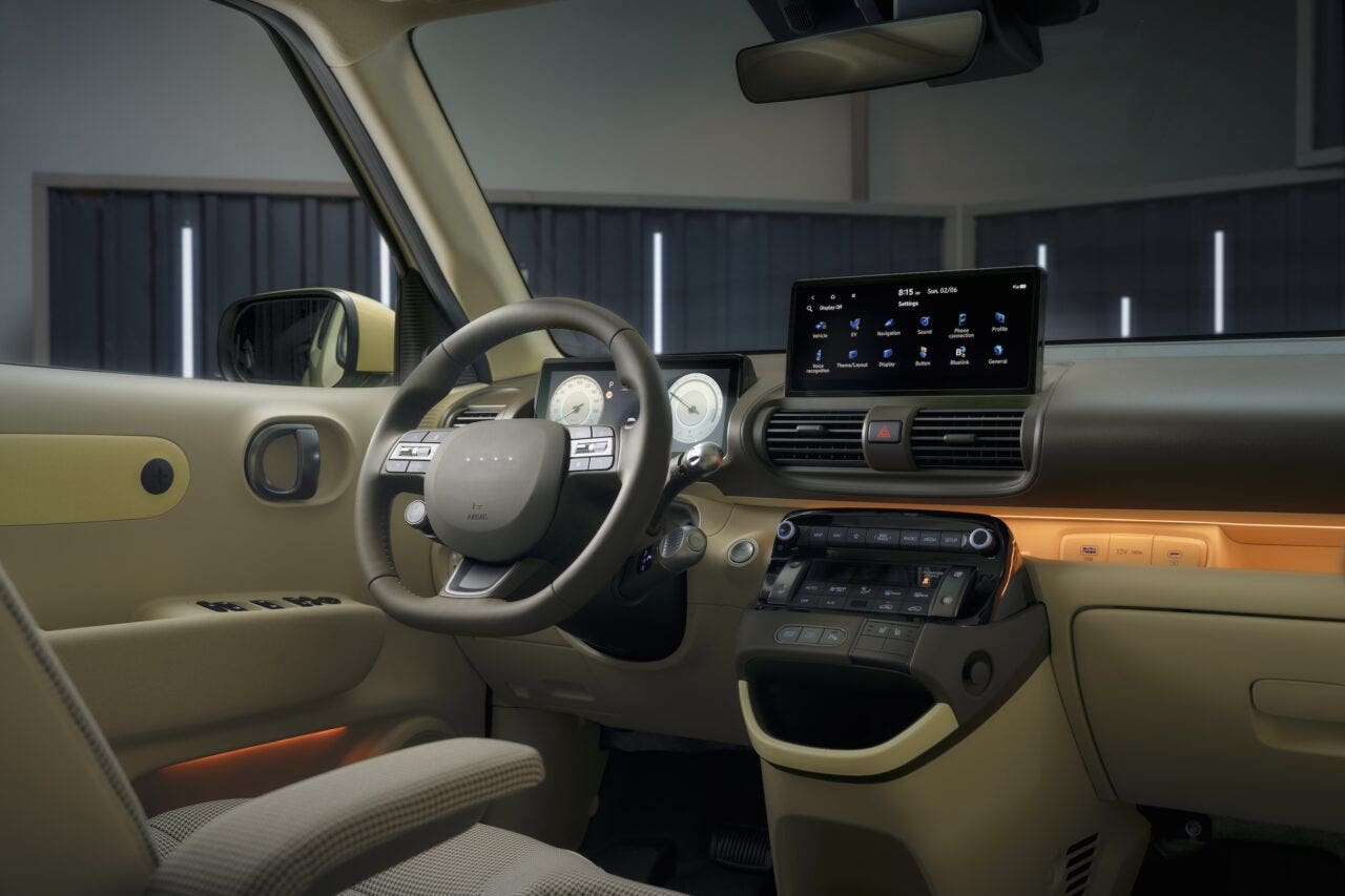 Hyundai Inster dentro
