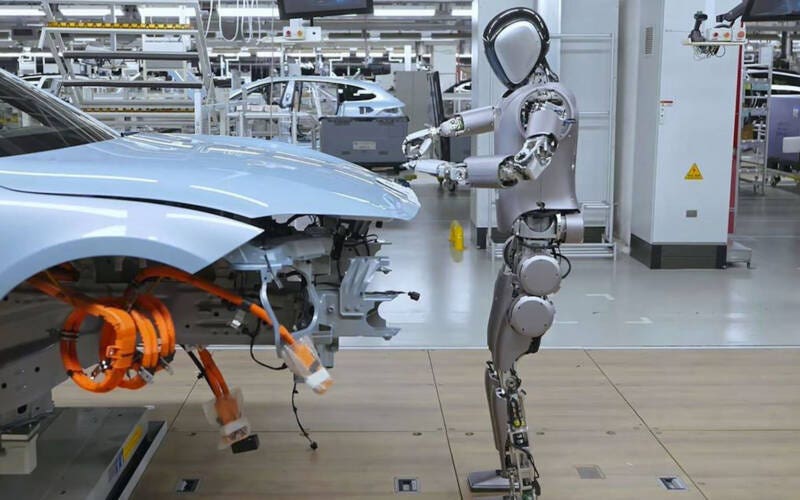 La guerra automotive degli umanoidi 1