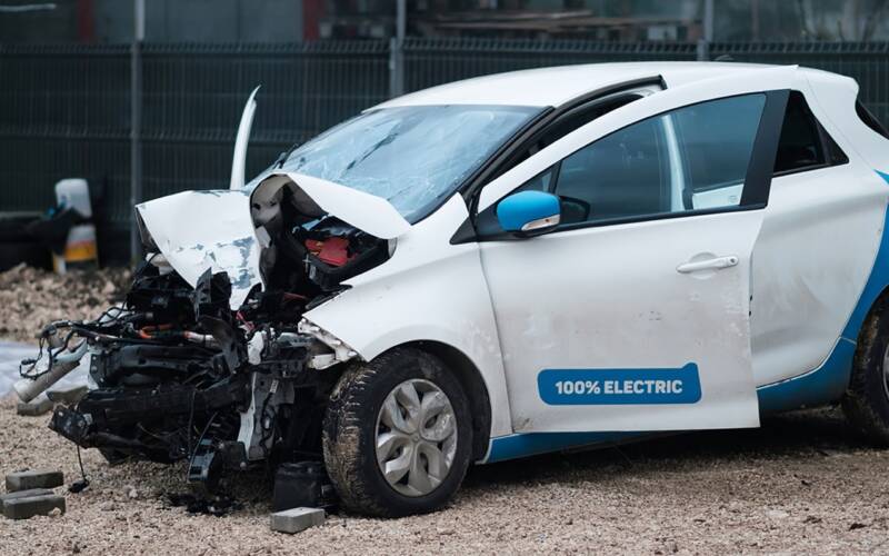 Riparazioni auto elettriche