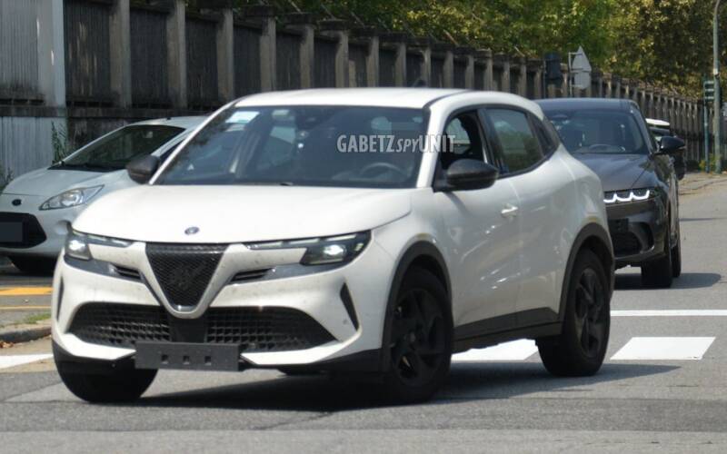 Alfa Romeo Junior Ibrida