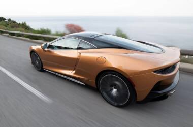 McLaren GT