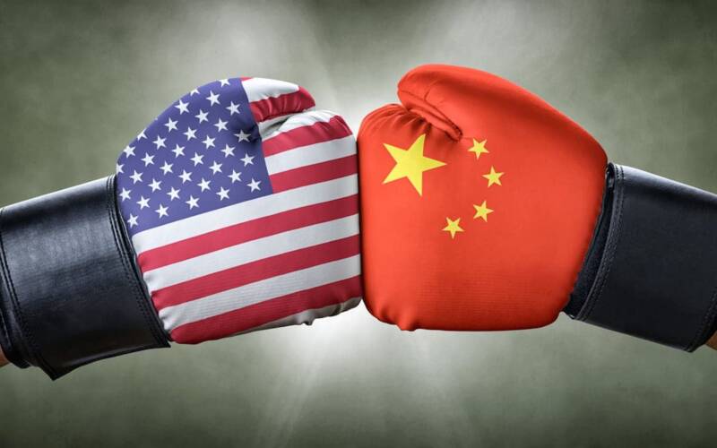 US-vs-China-Trade-War-Who-Does-It-Hurt