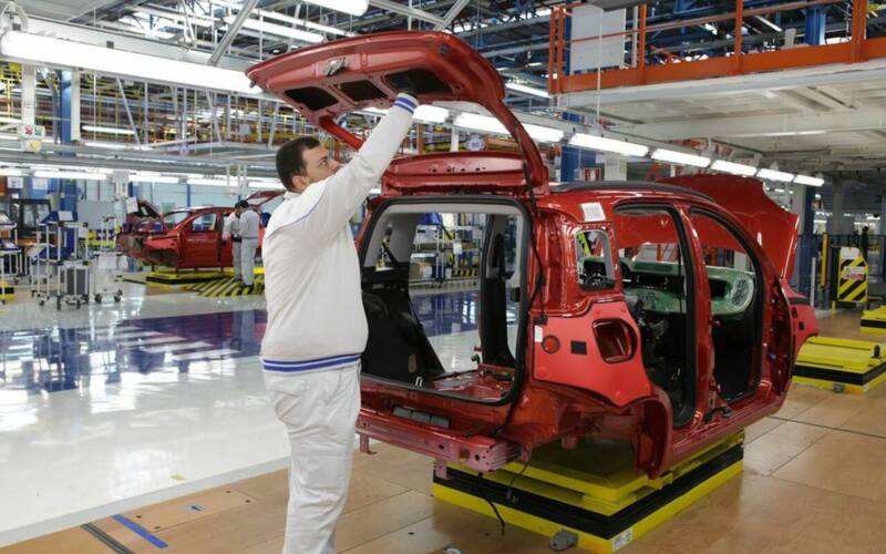 fabbrica auto